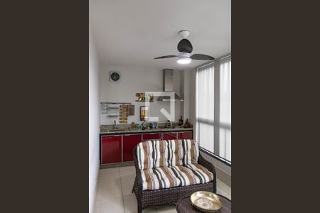Apartamento para alugar com 3 quartos, 119m² em Buritis, Belo Horizonte