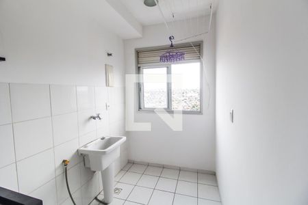 Área de Serviço de apartamento para alugar com 2 quartos, 48m² em Vila Silviania, Carapicuíba