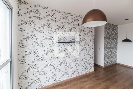 Sala de TV de apartamento para alugar com 2 quartos, 48m² em Vila Silviania, Carapicuíba