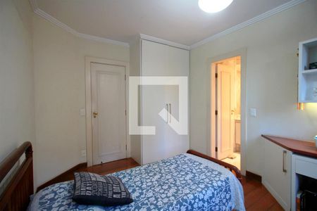 Apartamento à venda com 203m², 4 quartos e 3 vagasQuarto 3