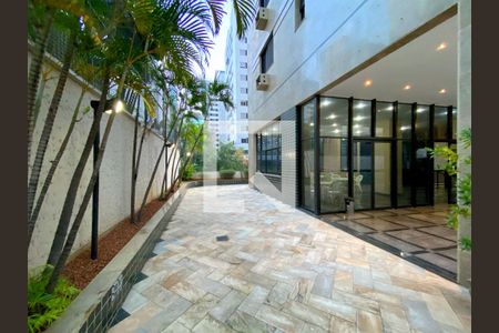 Apartamento à venda com 203m², 4 quartos e 3 vagasÁrea comum - Pátio