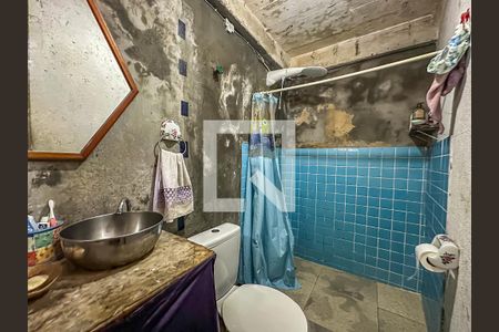 Casa à venda com 100m², 1 quarto e sem vaga Casa à venda com 100m², 1 quarto e sem vagaBanheiro