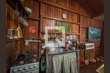 Casa à venda com 100m², 1 quarto e sem vaga Casa à venda com 100m², 1 quarto e sem vagaCozinha