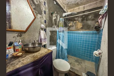 Casa à venda com 100m², 1 quarto e sem vaga Casa à venda com 100m², 1 quarto e sem vagaBanheiro