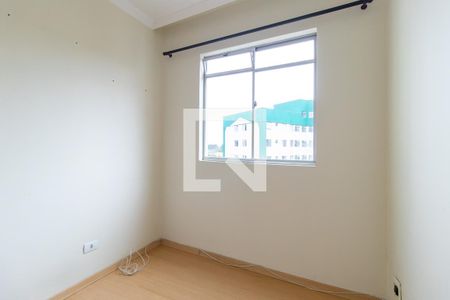 Quarto 1 de apartamento para alugar com 2 quartos, 70m² em Hauer, Curitiba