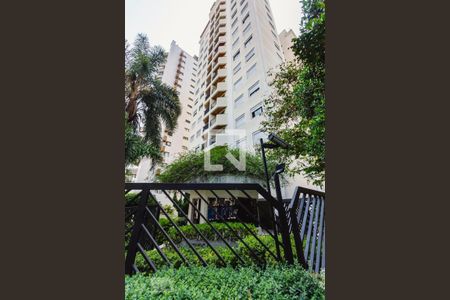 Apartamento à venda com 69m², 2 quartos e 1 vagaFachada