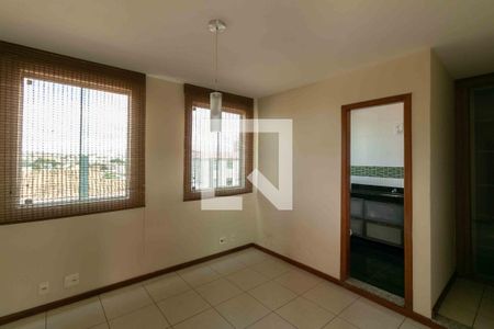 Apartamento à venda com 180m², 3 quartos e 2 vagas Apartamento à venda com 180m², 3 quartos e 2 vagasQuarto 3 Suite 2