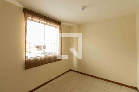 Apartamento à venda com 180m², 3 quartos e 2 vagas Apartamento à venda com 180m², 3 quartos e 2 vagasQuarto 1
