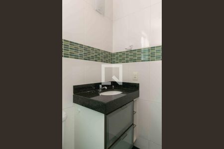 Apartamento à venda com 180m², 3 quartos e 2 vagas Apartamento à venda com 180m², 3 quartos e 2 vagasBanheiro Suite 1