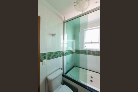 Apartamento à venda com 180m², 3 quartos e 2 vagas Apartamento à venda com 180m², 3 quartos e 2 vagasBanheiro Suite 2