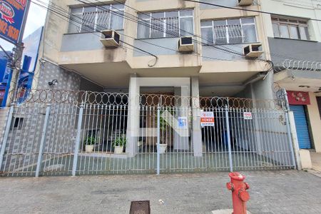 Apartamento à venda com 68m², 2 quartos e sem vaga Apartamento à venda com 68m², 2 quartos e sem vagaFachada