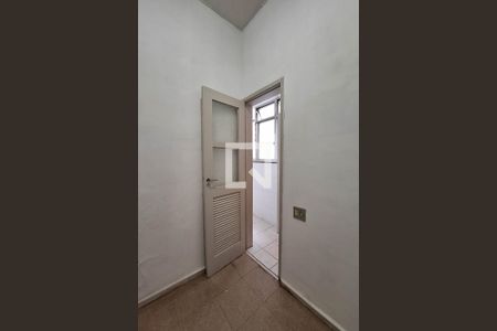 Apartamento à venda com 68m², 2 quartos e sem vaga Apartamento à venda com 68m², 2 quartos e sem vagaQuarto de Serviço