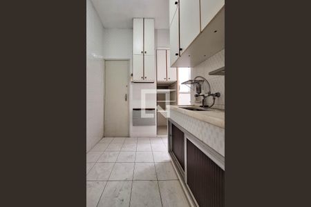 Apartamento à venda com 68m², 2 quartos e sem vaga Apartamento à venda com 68m², 2 quartos e sem vagaCozinha