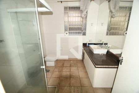 Casa à venda com 171m², 1 quarto e 5 vagasBanheiro