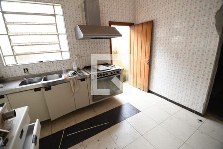 Casa à venda com 171m², 1 quarto e 5 vagasCozinha