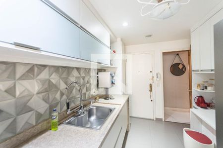 Apartamento à venda com 110m², 3 quartos e 2 vagasCozinha
