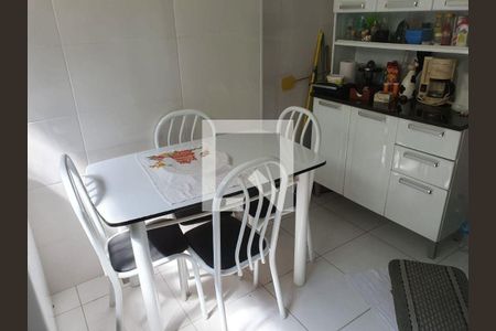 Apartamento à venda com 2 quartos, 61m² em Del Castilho, Rio de Janeiro