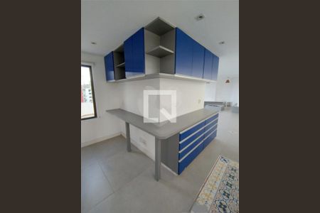 Apartamento à venda com 251m², 4 quartos e 3 vagas