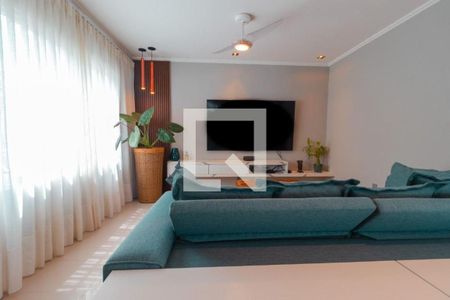 Casa à venda com 3 quartos, 450m² em Camboinhas, Niterói