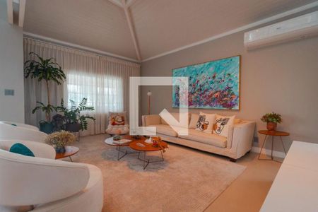 Casa à venda com 3 quartos, 450m² em Camboinhas, Niterói