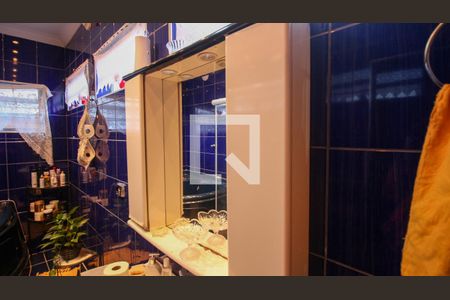 Casa à venda com 150m², 2 quartos e 2 vagasBanheiro Social