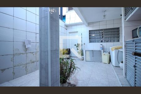 Casa à venda com 150m², 2 quartos e 2 vagasLavanderia