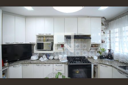 Casa à venda com 150m², 2 quartos e 2 vagasCozinha