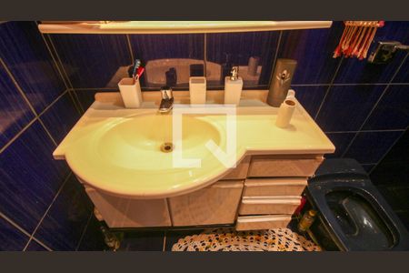 Casa à venda com 150m², 2 quartos e 2 vagasBanheiro Social