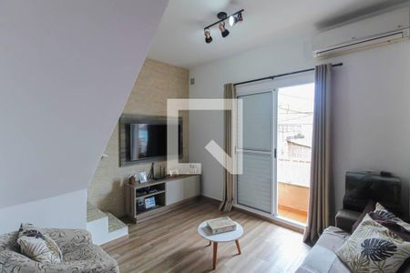 Sala 1 de casa à venda com 7 quartos, 180m² em Vila Olinda, São Paulo