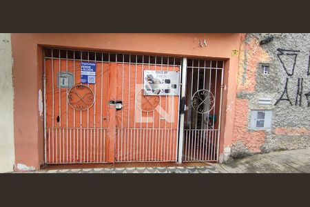 Casa à venda com 180m², 7 quartos e 1 vagaFachada + Placa