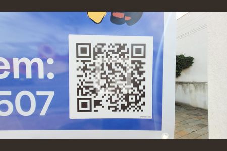 Casa à venda com 350m², 5 quartos e 3 vagas Casa à venda com 350m², 5 quartos e 3 vagasPlaca