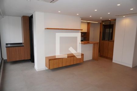 Apartamento para alugar com 82m², 2 quartos e 2 vagasSala