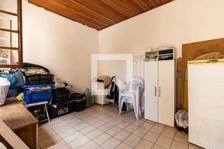 Casa à venda com 120m², 2 quartos e 2 vagasQuarto de Serviço