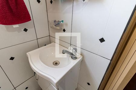Casa à venda com 120m², 2 quartos e 2 vagasBanherio da Suíte