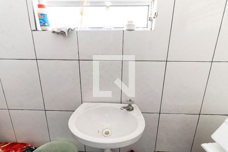 Casa à venda com 120m², 2 quartos e 2 vagasBanheiro de Serviço