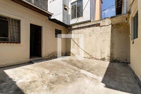Casa à venda com 120m², 2 quartos e 2 vagasQuintal