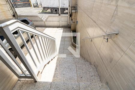 Casa à venda com 120m², 2 quartos e 2 vagasEntrada