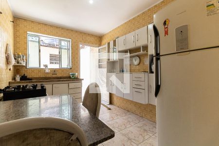 Casa à venda com 120m², 2 quartos e 2 vagasCozinha