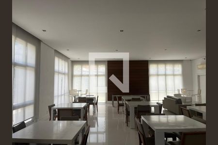 Apartamento à venda com 138m², 3 quartos e 2 vagas Apartamento à venda com 138m², 3 quartos e 2 vagasÁrea comum - Salão de festas