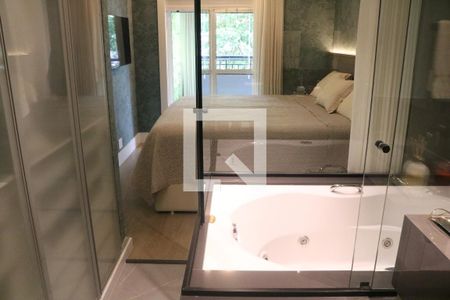 Apartamento à venda com 138m², 3 quartos e 2 vagasBanheiro da Suíte