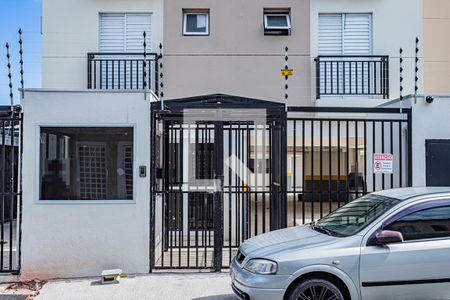 Apartamento para alugar com 90m², 2 quartos e 1 vagaFachada