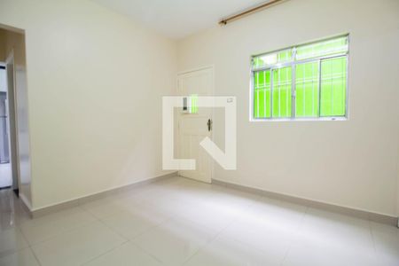 Sala de casa para alugar com 1 quarto, 35m² em Vila Nhocuné, São Paulo