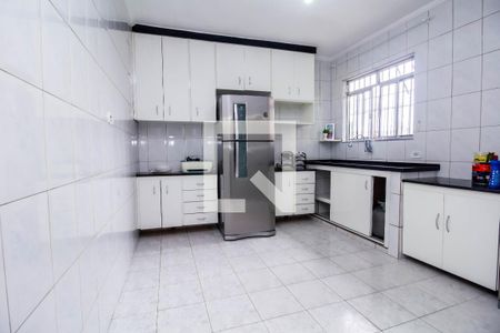Cozinha de casa para alugar com 1 quarto, 35m² em Vila Nhocuné, São Paulo