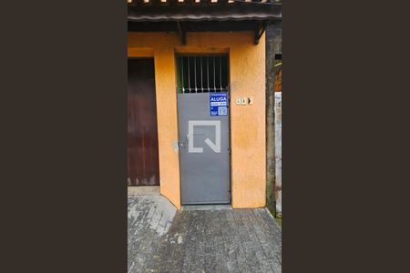 Casa para alugar com 35m², 1 quarto e sem vaga Casa para alugar com 35m², 1 quarto e sem vagaFachada