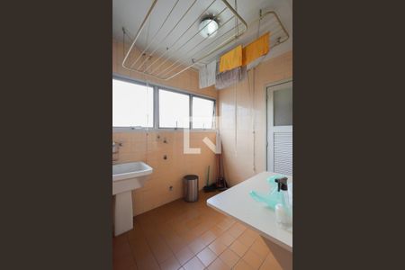 Apartamento à venda com 83m², 3 quartos e 1 vagaÁrea de Serviço