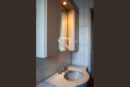 Apartamento à venda com 214m², 3 quartos e 1 vagaBanheiro Social