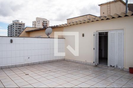 Apartamento à venda com 214m², 3 quartos e 1 vagaTerraço