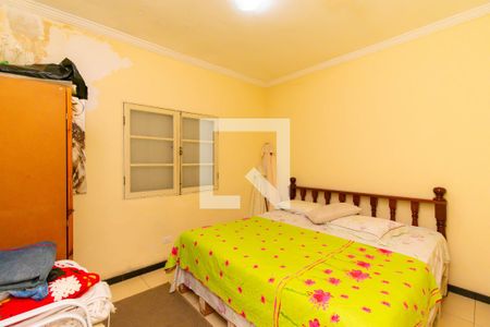 Casa para alugar com 500m², 4 quartos e 6 vagas Casa para alugar com 500m², 4 quartos e 6 vagasQuarto