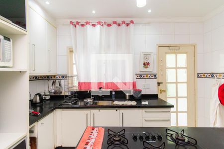 Casa para alugar com 500m², 4 quartos e 6 vagas Casa para alugar com 500m², 4 quartos e 6 vagasCozinha