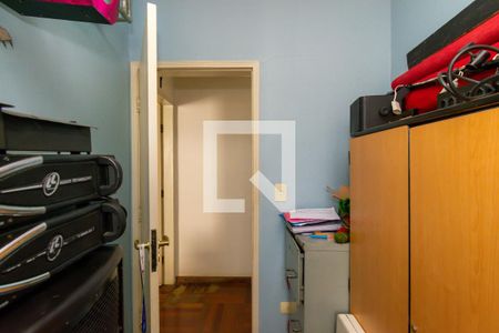 Casa para alugar com 500m², 4 quartos e 6 vagas Casa para alugar com 500m², 4 quartos e 6 vagasEscritório